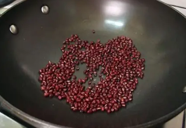炒紅豆水自製全攻略：功效、做法與常見問題一次看懂