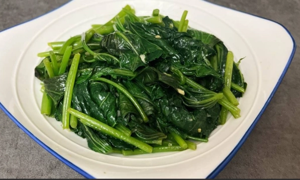 地瓜葉要切嗎 地瓜葉要切嗎