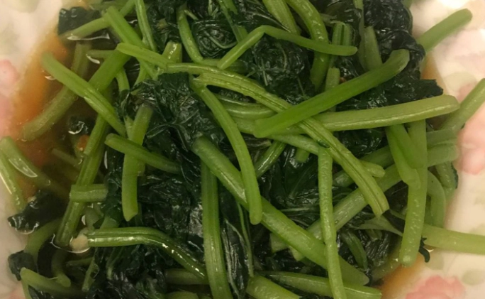 炒地瓜葉要先燙嗎？完整解析正確步驟與常見錯誤