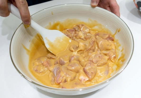 炸雞粉漿比例全攻略：黃金比例秘訣與常見錯誤解析