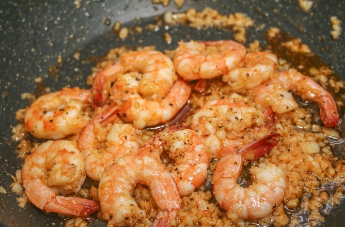 夏威夷蒜蝦飯 食譜 夏威夷蒜蝦飯 食譜