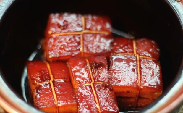 正宗東坡肉做法大公開：軟嫩不油膩的家常秘訣與常見失敗原因