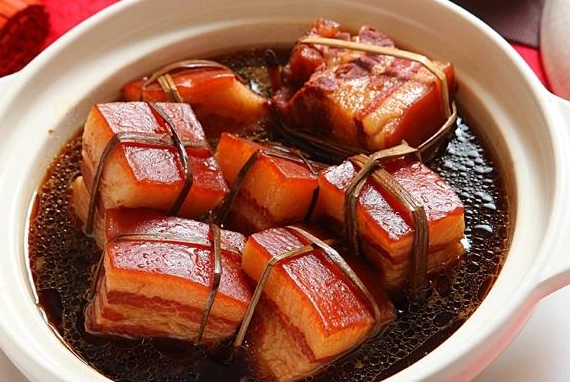 東坡肉味道全解析：歷史、品嚐技巧與台灣餐廳推薦