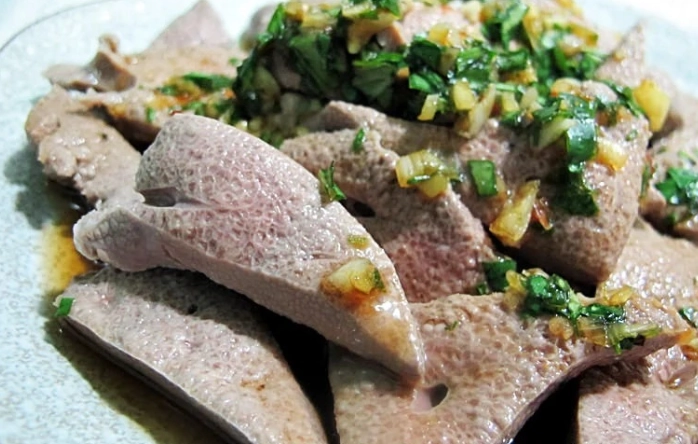 豬膶炒菜秘訣大公開：台灣道地做法與餐廳推薦