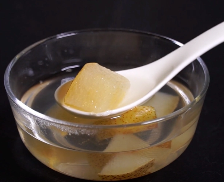 水梨止咳做法全攻略：天然食療緩解咳嗽，這樣燉最有效