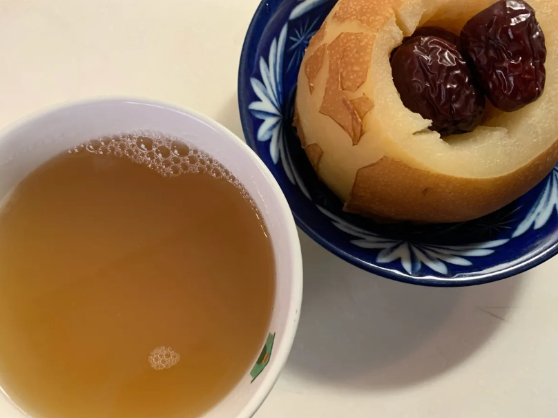 燉水梨蜂蜜做法與功效全攻略：十年經驗分享潤肺止咳秘訣