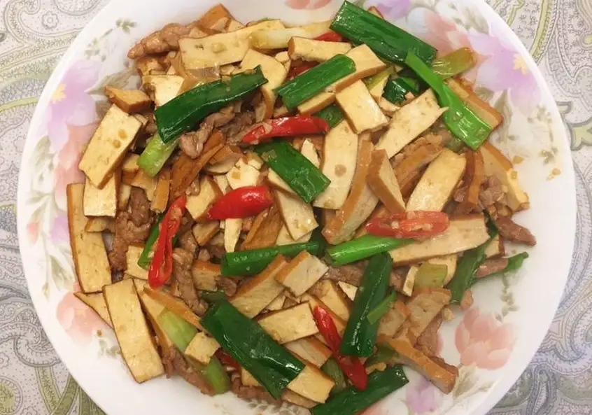 家常豆干炒肉絲