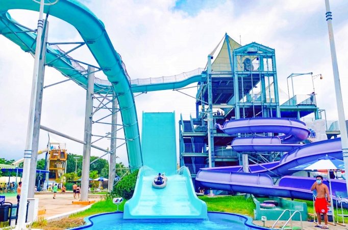 六福村水樂園