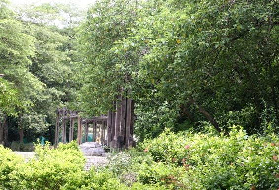 左營高鐵週邊旅遊