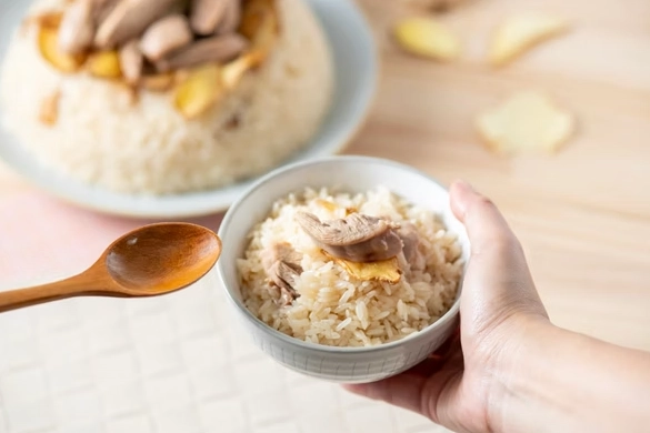 台灣麻油雞米糕餐廳