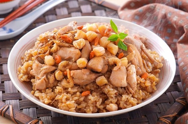 麻油雞米糕做法