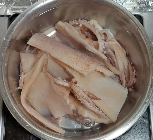 發泡魷魚料理