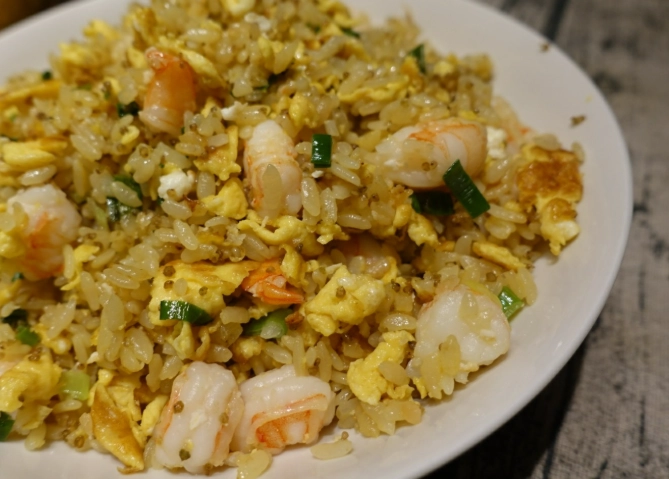 蝦仁蛋炒飯做法