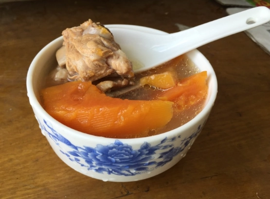 木瓜排骨汤食谱
