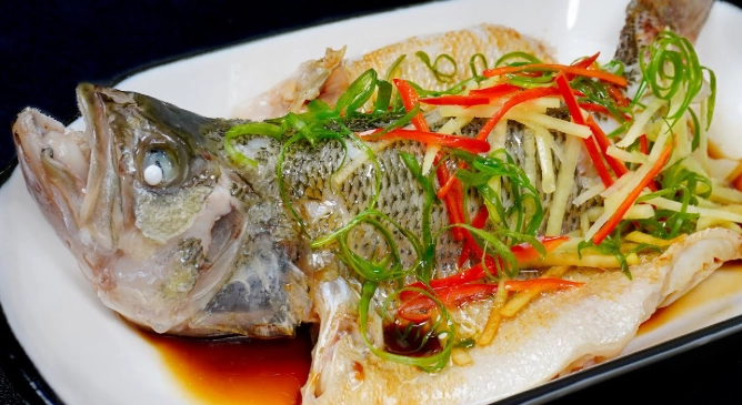 台湾清蒸鲈鱼食谱