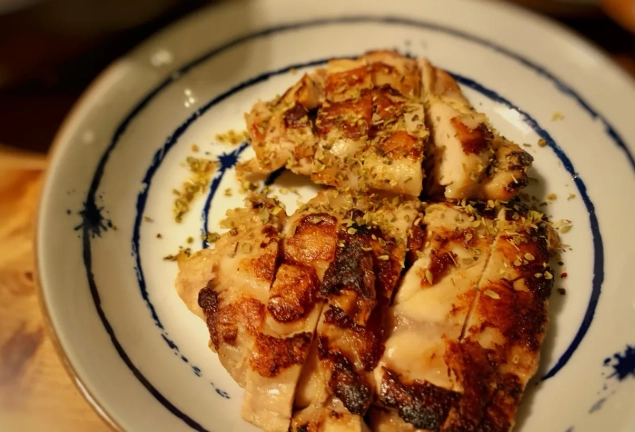 煎帶骨雞腿技巧 煎帶骨雞腿技巧