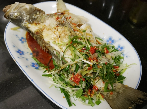 清蒸百花鲈鱼做法