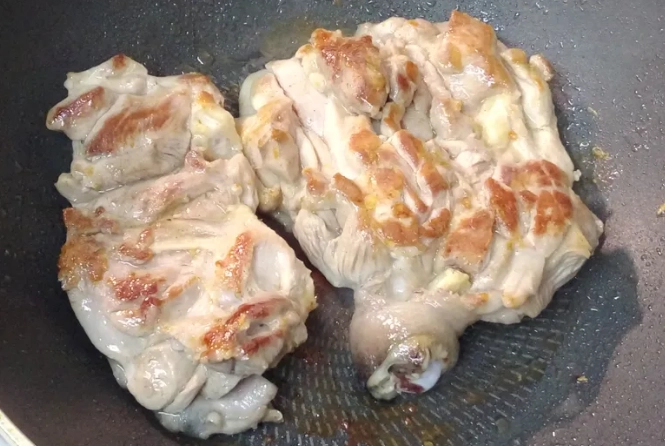 蒜香雞腿排做法