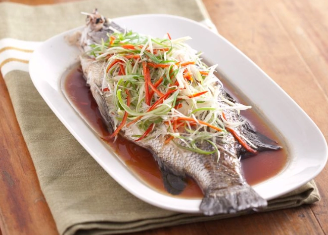清蒸百花鲈鱼做法