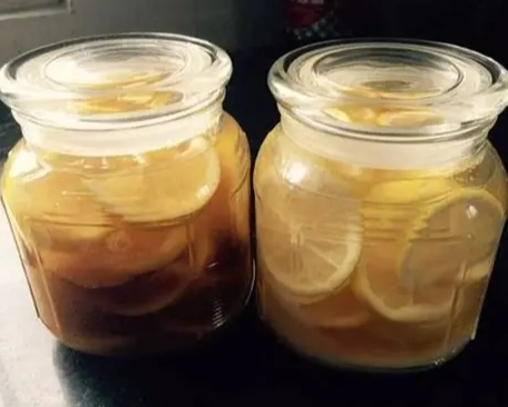 自製檸檬醋變黑 自製檸檬醋變黑